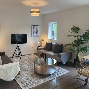 Apartment 18 North Road Flat 2 By Mia Living Free Parking On Site, Cardiff